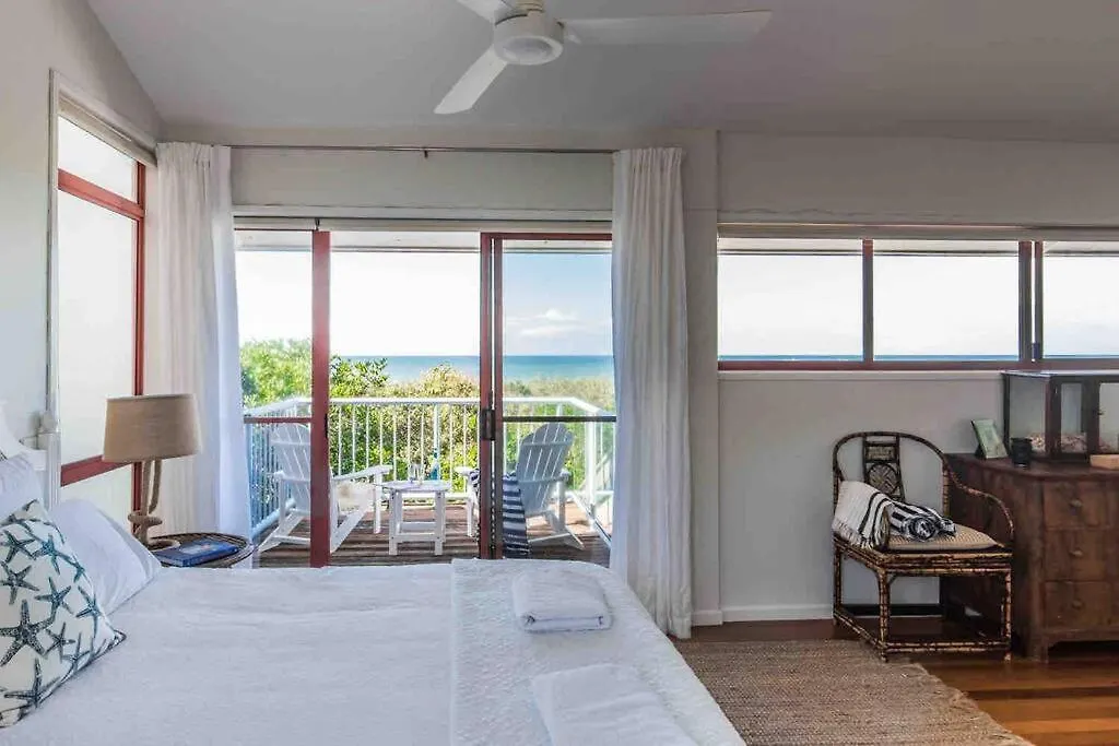 Castaways Beach House Noosa Marcus Beach