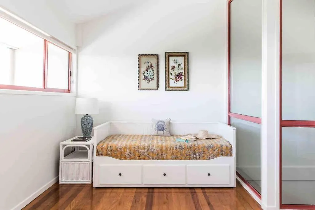 Castaways Beach House Noosa Marcus Beach